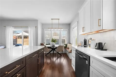 27 Bellevue Avenue Cumberland RI 02864