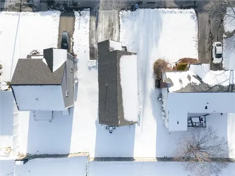 27 Bellevue Avenue Cumberland RI 02864