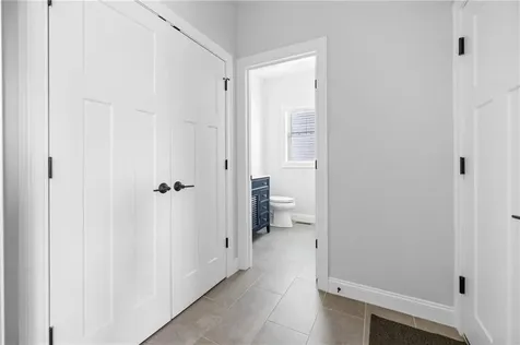 27 Bellevue Avenue Cumberland RI 02864