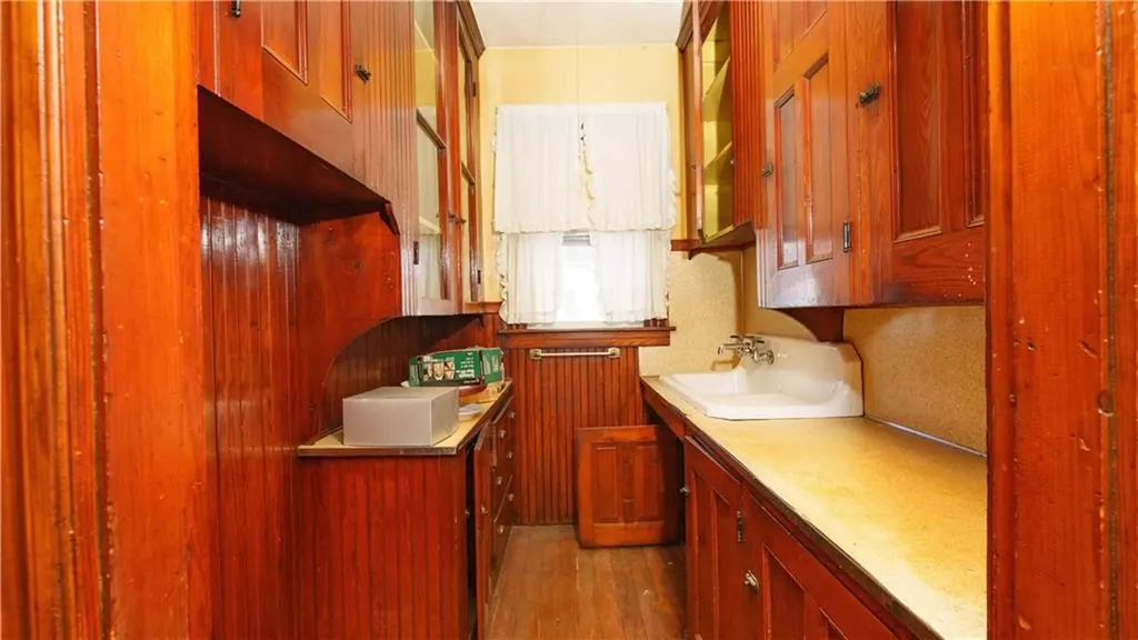 157 Chapin Avenue Providence RI 02909