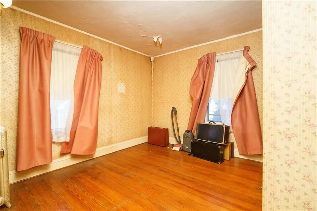 157 Chapin Avenue Providence RI 02909