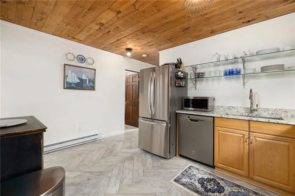 29 Schooner Avenue Jamestown RI 02835