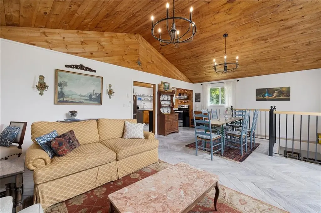 29 Schooner Avenue Jamestown RI 02835