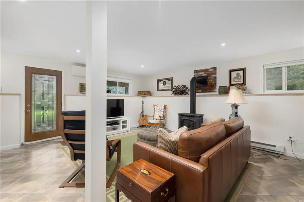 29 Schooner Avenue Jamestown RI 02835