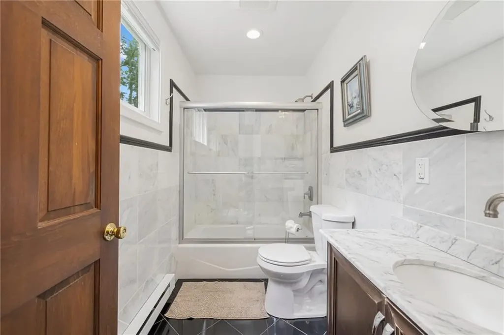 29 Schooner Avenue Jamestown RI 02835