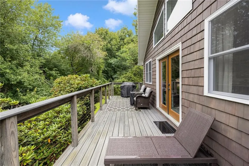 29 Schooner Avenue Jamestown RI 02835