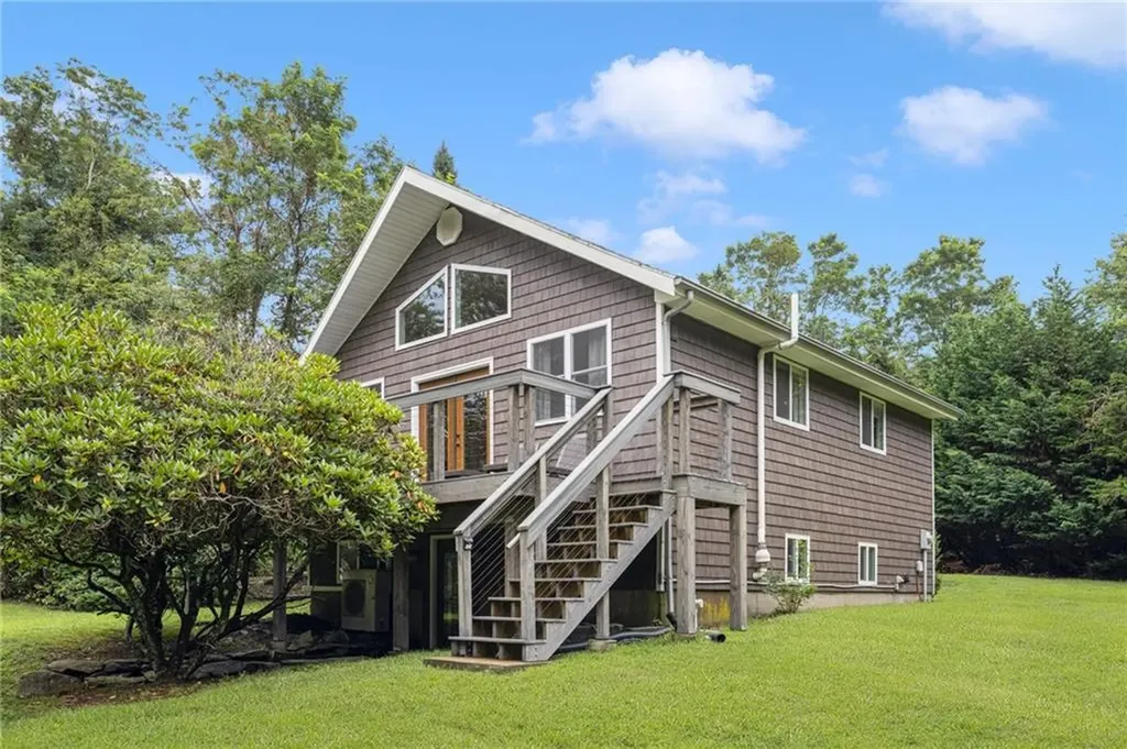 29 Schooner Avenue Jamestown RI 02835