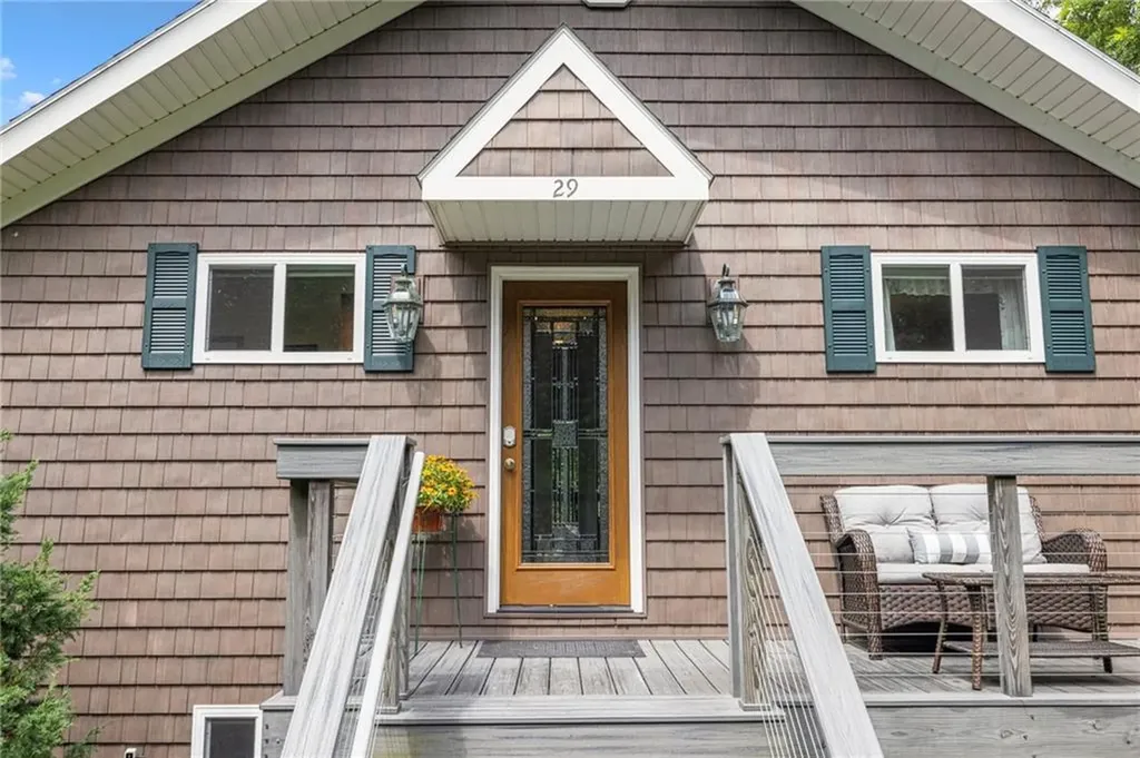 29 Schooner Avenue Jamestown RI 02835