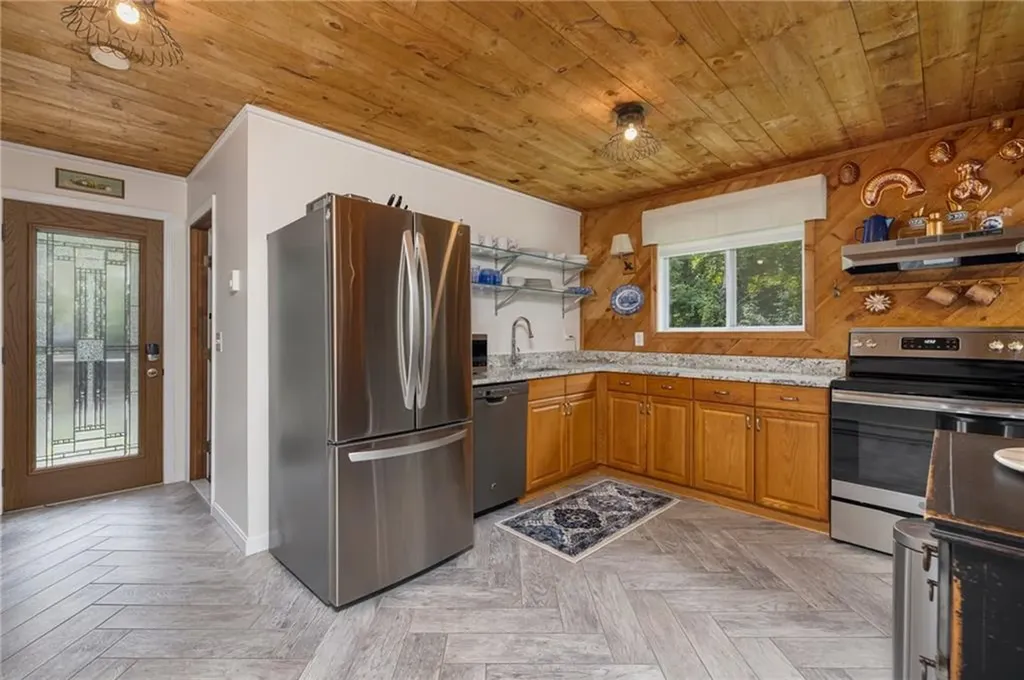 29 Schooner Avenue Jamestown RI 02835