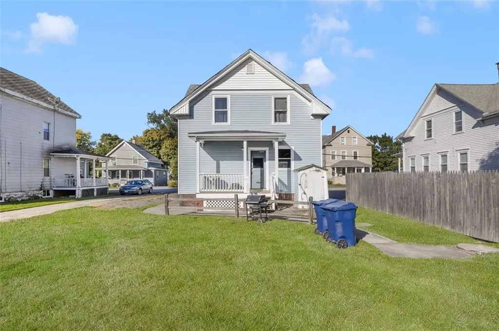 72 Blackburn Street Warwick RI 02886