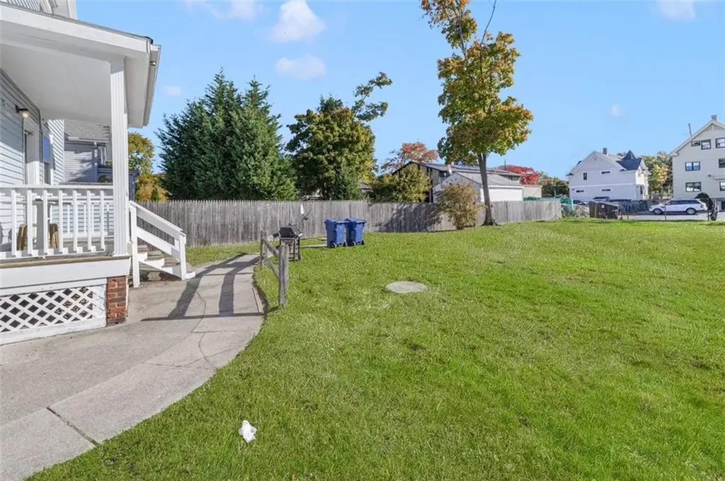 72 Blackburn Street Warwick RI 02886