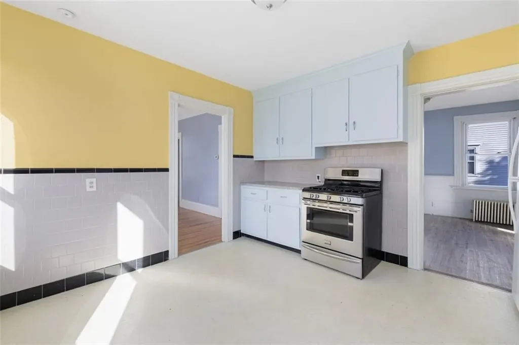72 Blackburn Street Warwick RI 02886