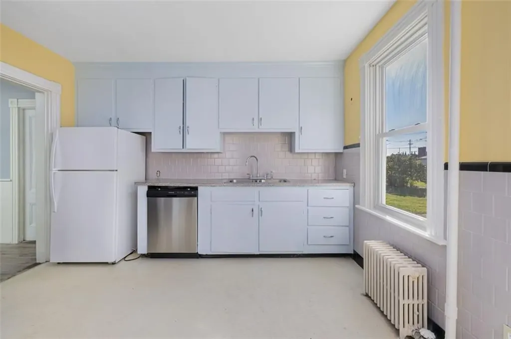 72 Blackburn Street Warwick RI 02886