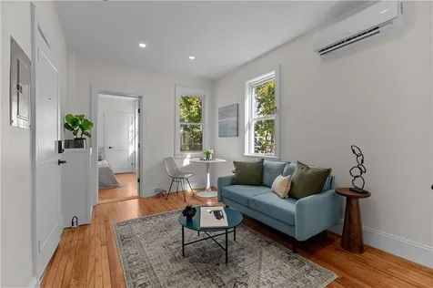 131 Broadway Newport RI 02840