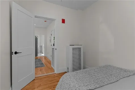 131 Broadway Newport RI 02840