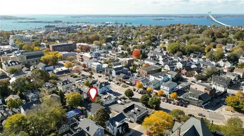 131 Broadway Newport RI 02840