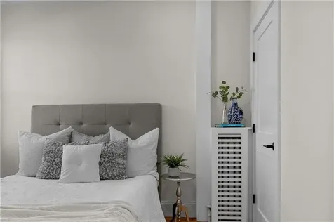 131 Broadway Newport RI 02840