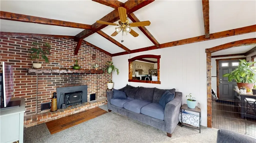 22 Lindesta Road Pawtucket RI 02861