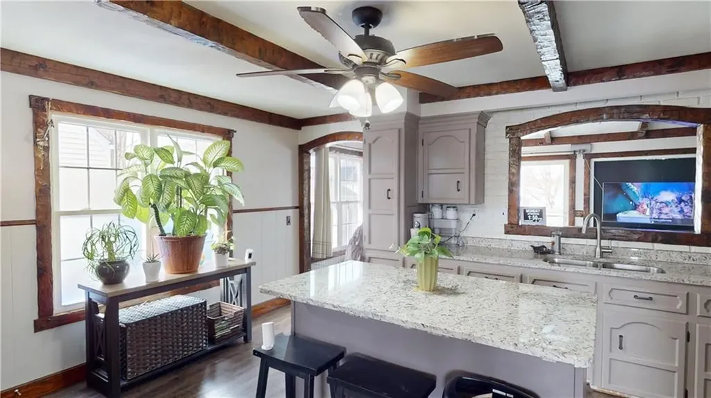 22 Lindesta Road Pawtucket RI 02861