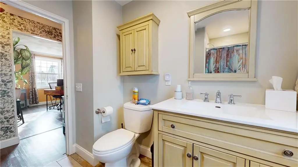 22 Lindesta Road Pawtucket RI 02861