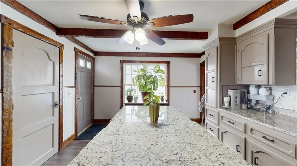 22 Lindesta Road Pawtucket RI 02861