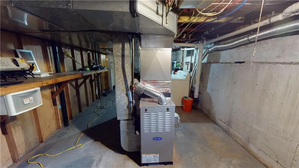 22 Lindesta Road Pawtucket RI 02861