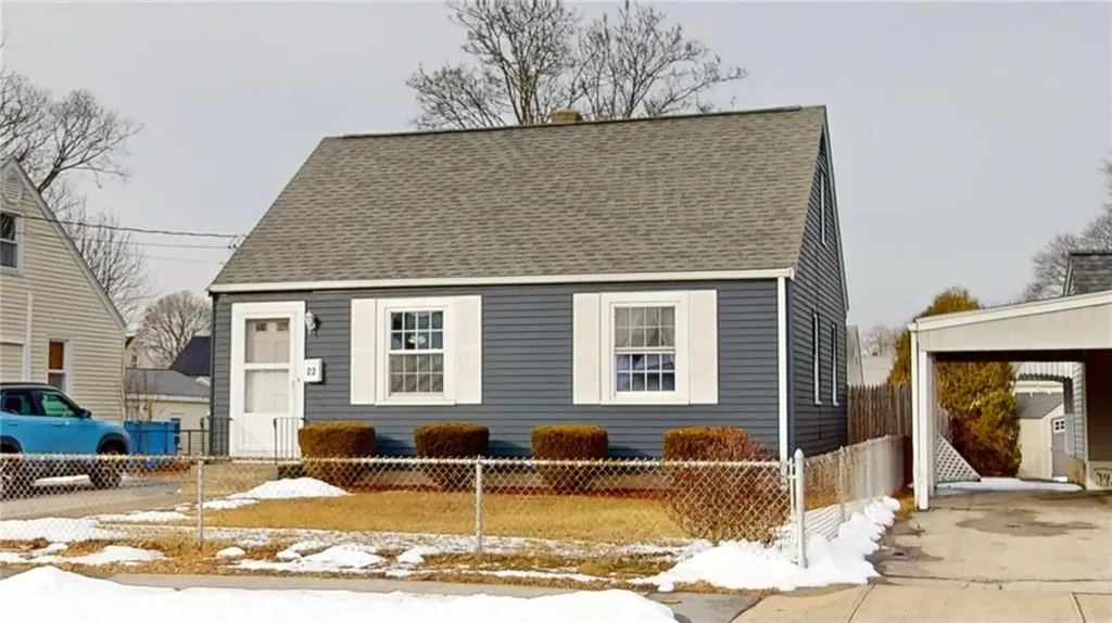 22 Lindesta Road Pawtucket RI 02861