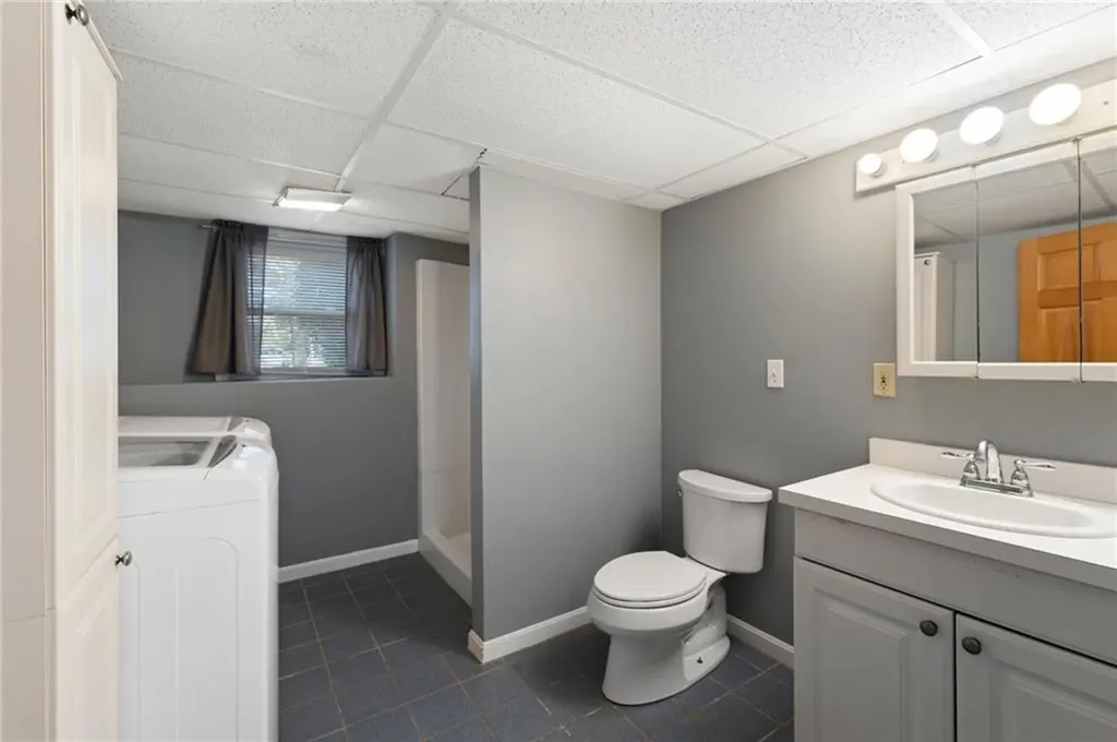 110 Oak Tree Avenue Warwick RI 02886