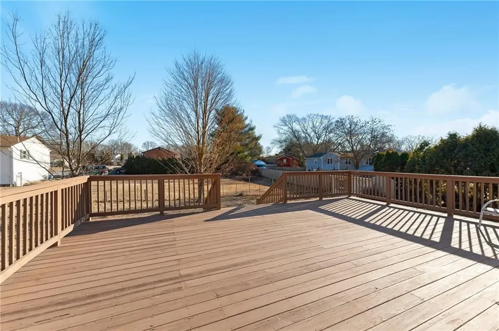 110 Oak Tree Avenue Warwick RI 02886