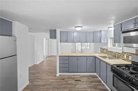 25 Lane A Lane Coventry RI 02816