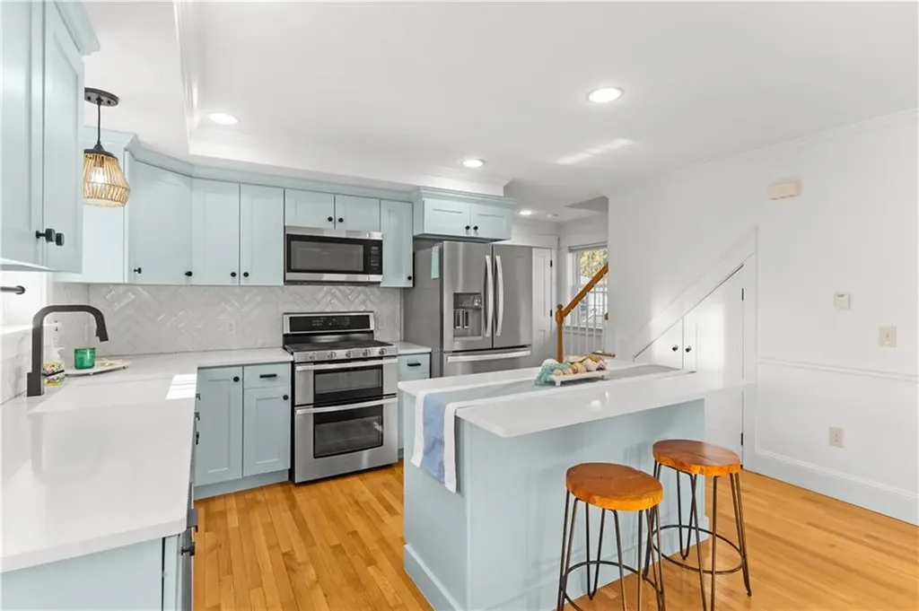 113 Gormley Avenue Portsmouth RI 02871