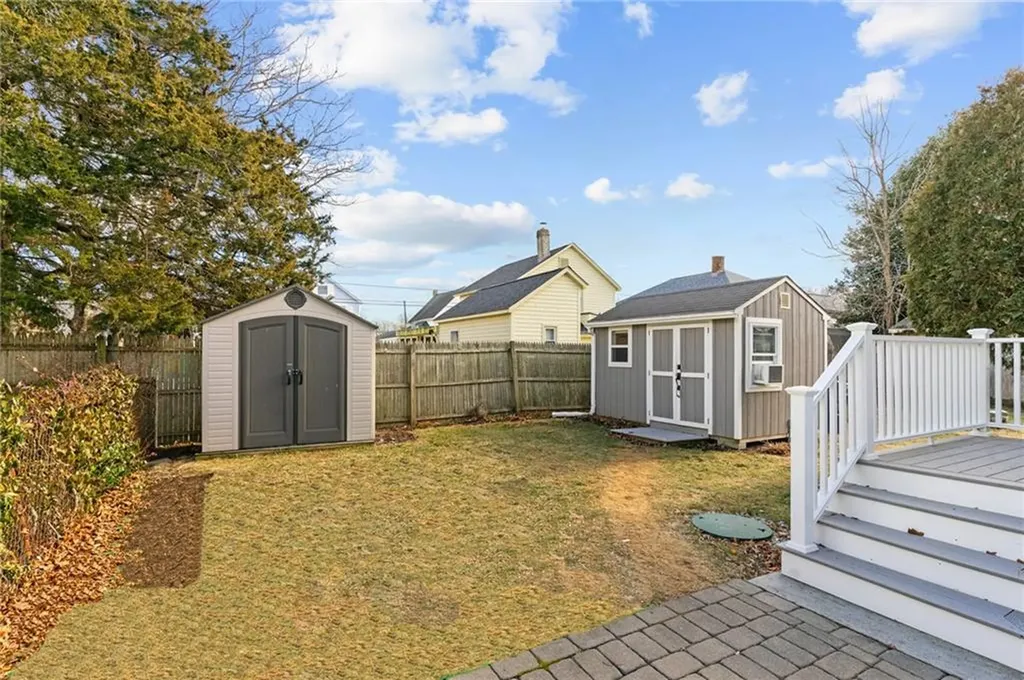 113 Gormley Avenue Portsmouth RI 02871