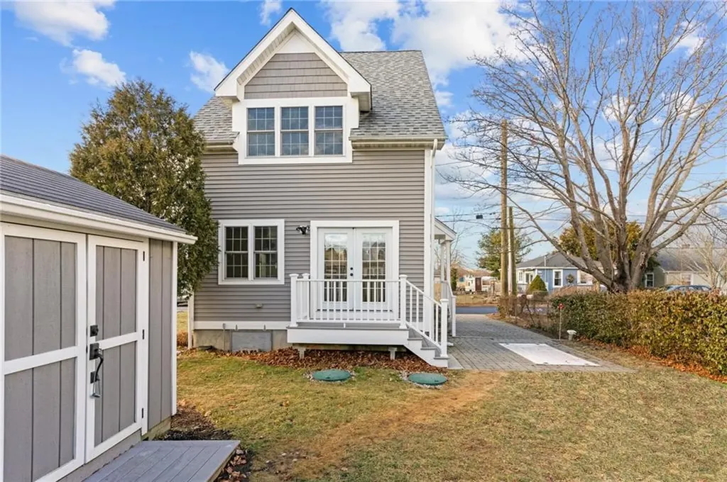 113 Gormley Avenue Portsmouth RI 02871
