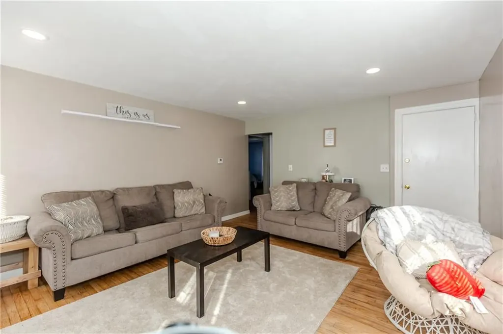 1015 Reservoir Avenue Cranston RI 02910