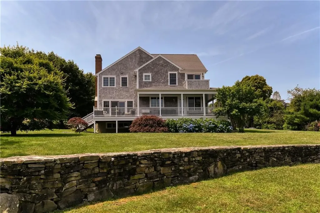 55 Hamilton Drive Portsmouth RI 02871