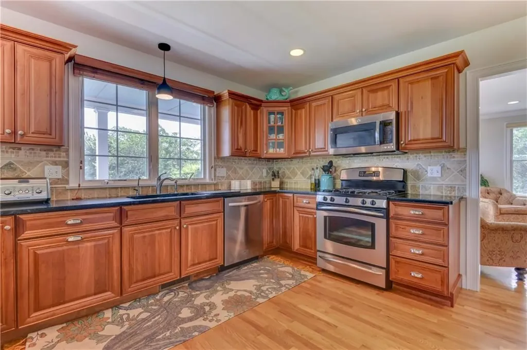 55 Hamilton Drive Portsmouth RI 02871