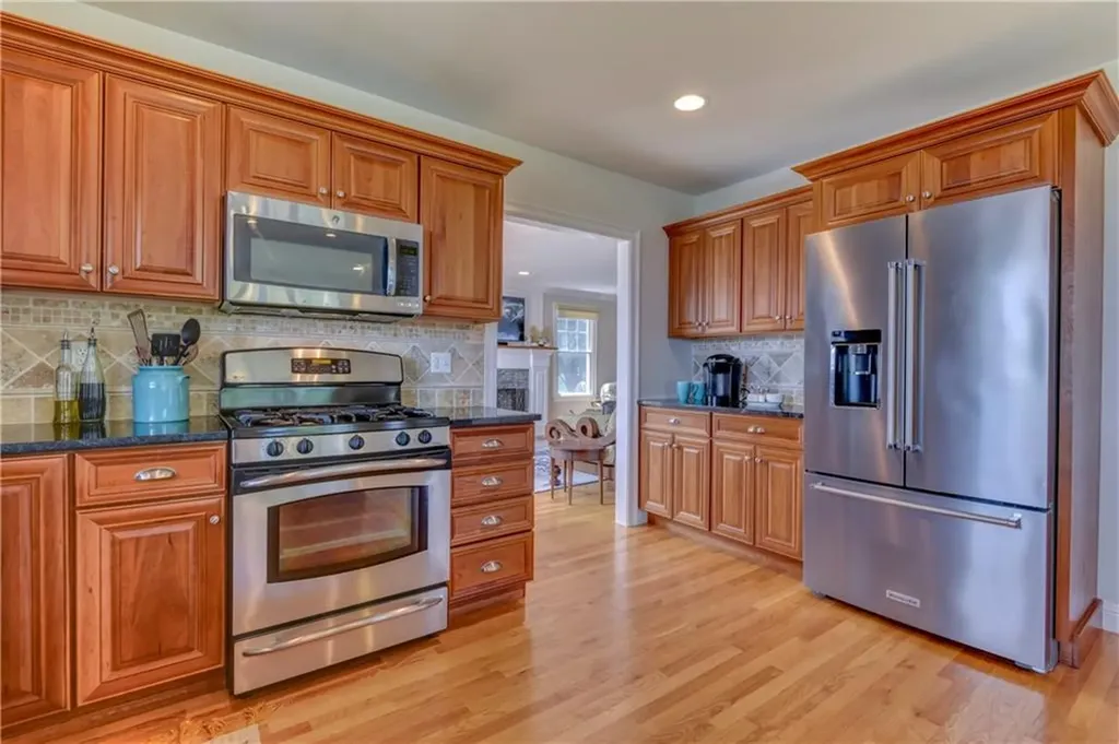 55 Hamilton Drive Portsmouth RI 02871