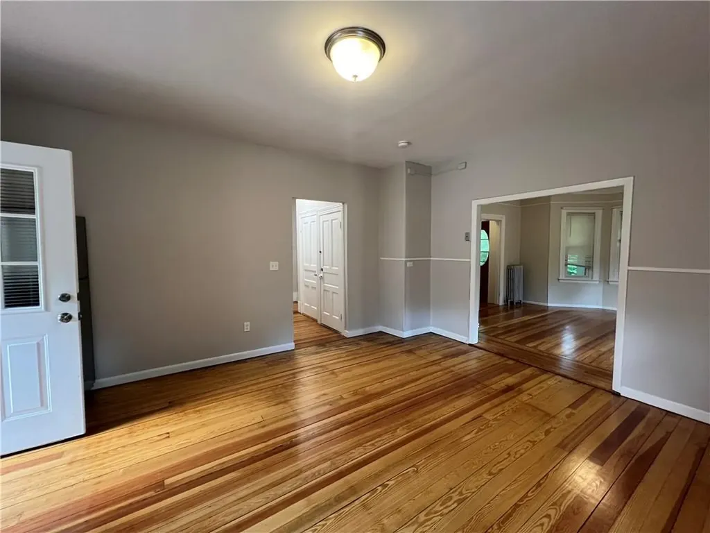 31 Woodland Avenue Smithfield RI 02917