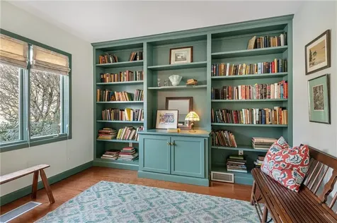 20 Bagy Wrinkle Cove Warren RI 02885