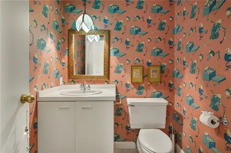 20 Bagy Wrinkle Cove Warren RI 02885