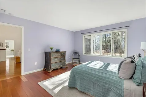 20 Bagy Wrinkle Cove Warren RI 02885