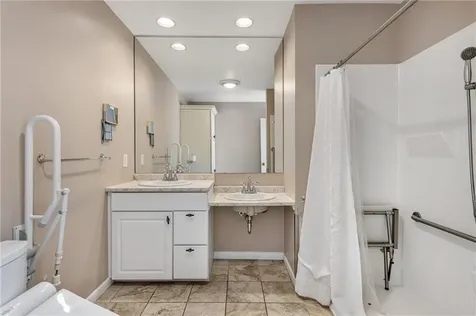 20 Bagy Wrinkle Cove Warren RI 02885