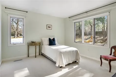 20 Bagy Wrinkle Cove Warren RI 02885