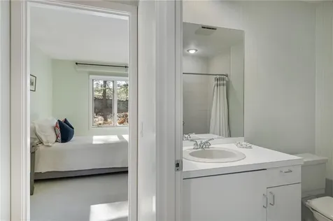 20 Bagy Wrinkle Cove Warren RI 02885