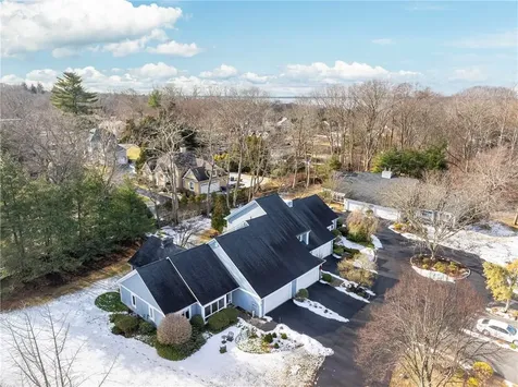 20 Bagy Wrinkle Cove Warren RI 02885