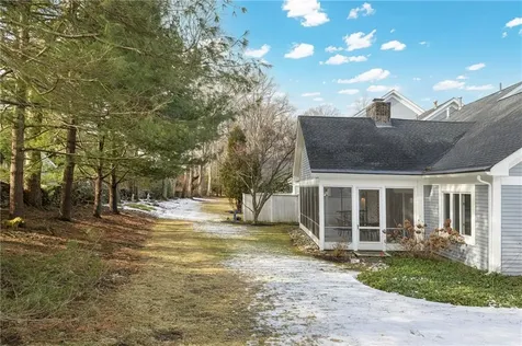 20 Bagy Wrinkle Cove Warren RI 02885