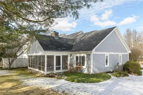 20 Bagy Wrinkle Cove Warren RI 02885