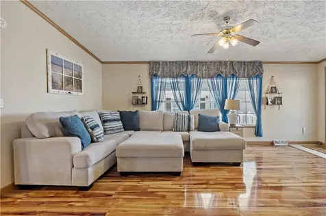 47 Red Tail Trail Tiverton RI 02878