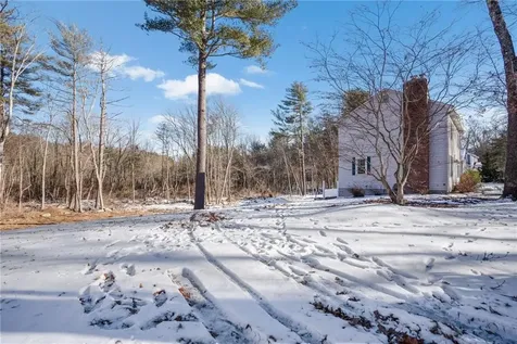 97 Mapleville Road Smithfield RI 02828