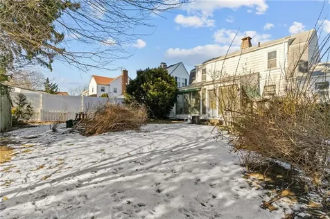 43 Rockland Avenue Cranston RI 02910